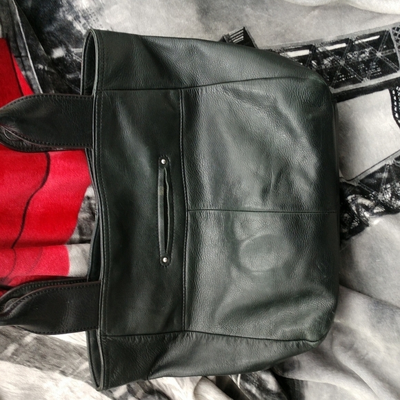 B makowsky black leather purse - Picture 8 of 13